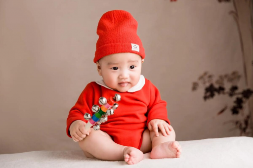 河源宝宝频繁吐奶怎么回事